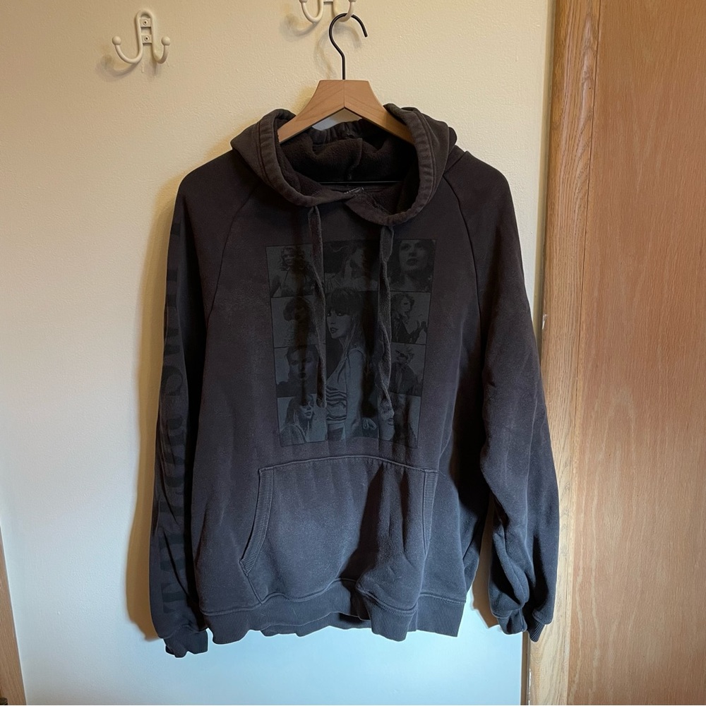 Taylor Swift Gray Official Eras Tour Hooded Pullover Sweatshirt